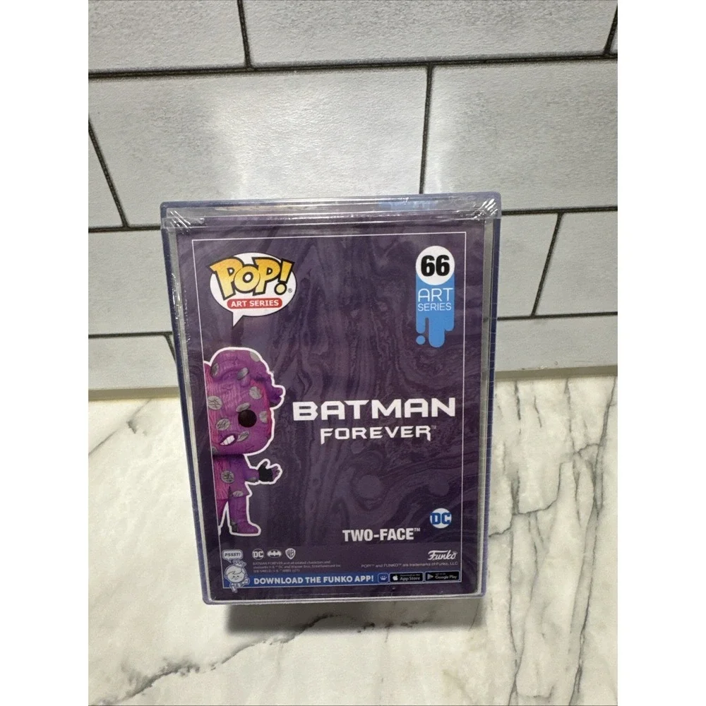 Funko POP! Two-Face #66 Batman Forever Art Series Target Exclusive w/ Protector